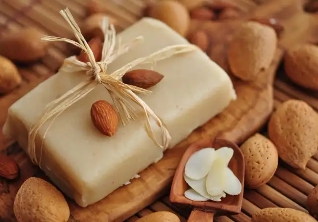 Marcepan bez białka: Bezpieczny przepis na idealną masę!