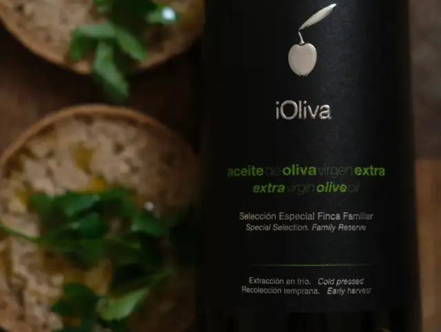 Najlepsza oliwa dla niemowlaka – zdrowe wprowadzenie do diety