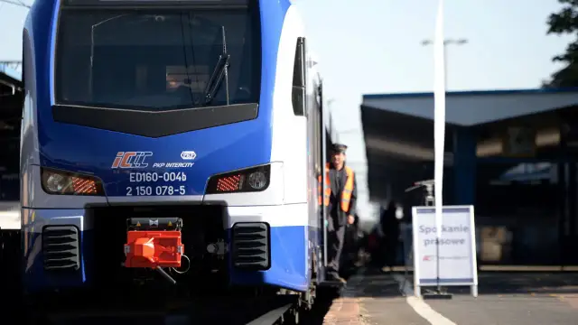 Bilet u konduktora PKP Intercity: Jak kupić i uniknąć 750 zł kary?
