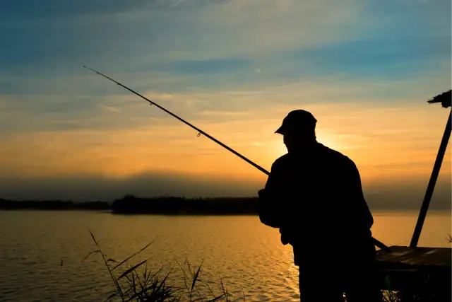 Gdzie na ryby z noclegiem w Wielkopolsce? Odkryj najlepsze miejsca
