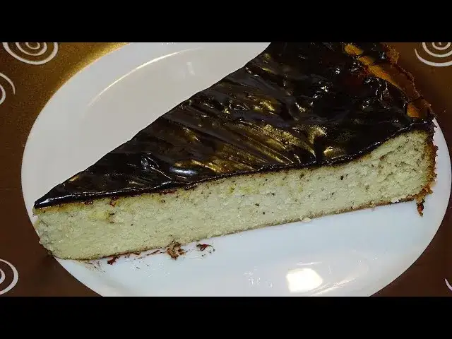 Sernik bez spodu który nie opada - sprawdzony przepis na sukces