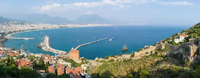 Alanya: Co zwiedzić? Odkryj atrakcje, historię i naturę