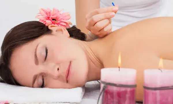 Akupunktura: Ryzyko, powikłania i jak wybrać bezpiecznego specjalistę