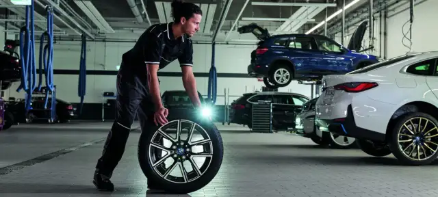 Jakie opony do BMW C330 wybrać? Sprawdź najlepsze opcje i uniknij błędów!