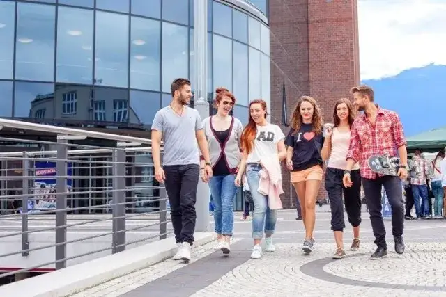 Budynek N na Uniwersytecie Ekonomicznym w Katowicach – Co warto wiedzieć?