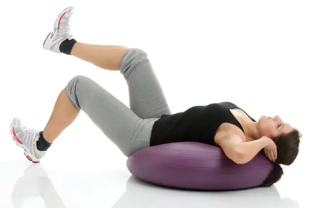 Togu dysk sensoryczny – jak wykorzystać go w terapii i ćwiczeniach? Korzyści i opinie