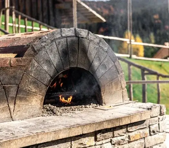 Jak zrobić zaprawę szamotową - uniknij najczęstszych błędów w przygotowaniu