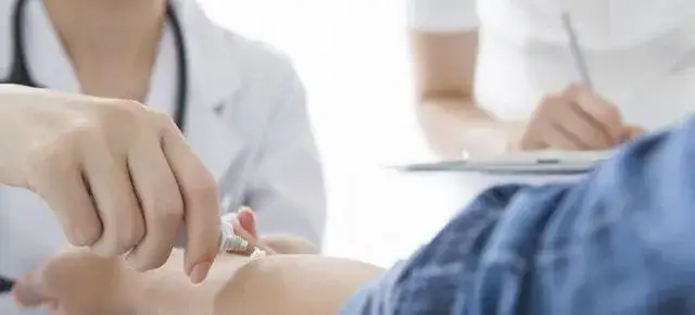 Argosulfan czy na receptę? Sprawdź, co musisz wiedzieć o leku