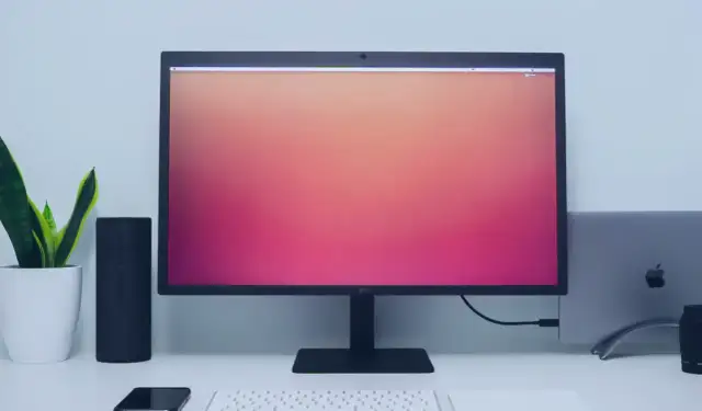 Jaka odległość od monitora? Odpowiednia odległość dla zdrowia oczu