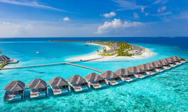 Kiedy jest sezon na Malediwach? Poznaj najlepszy czas na podróż
