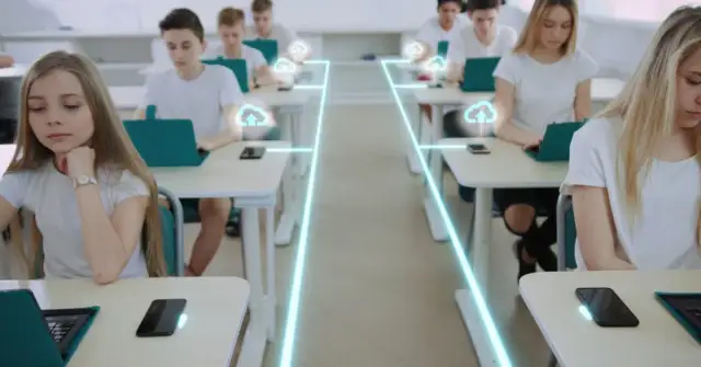 Nauczanie w chmurze dla kogo? Sprawdź, czy to rozwiązanie dla Twojego dziecka