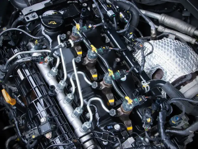 Listwa wtryskowa LPG: objawy, naprawa, koszty. Czy to Twój problem?