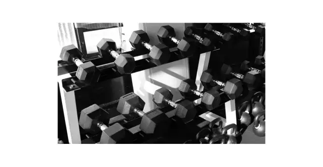 Kiedy jeść po treningu? Obalamy mity i maks. efekty!