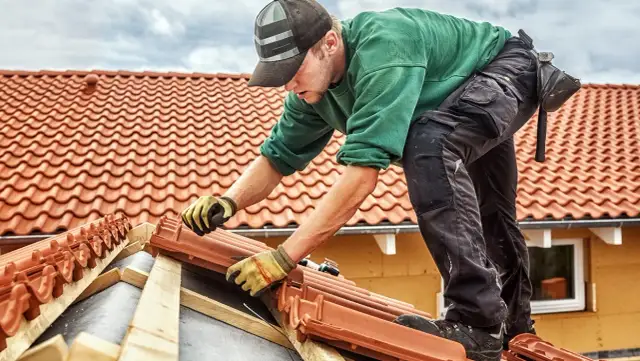 Dachówka ceramiczna czy betonowa – która jest lepszym wyborem?