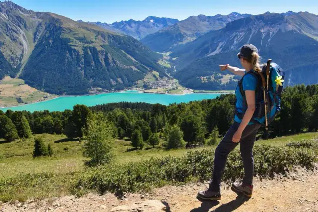 Seen bei Meran: Die schönsten Ausflugsziele für Wanderer & Genießer