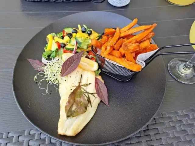 Mielno gdzie zjeść: najlepsze miejsca na pyszne jedzenie nad morzem