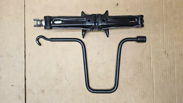 Gdzie jest lewarek w Peugeot Partner? Odkryj jego lokalizację i użycie