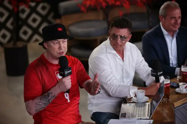 Ile zarabia komentator sportowy za mecz? Zaskakujące stawki w Polsce