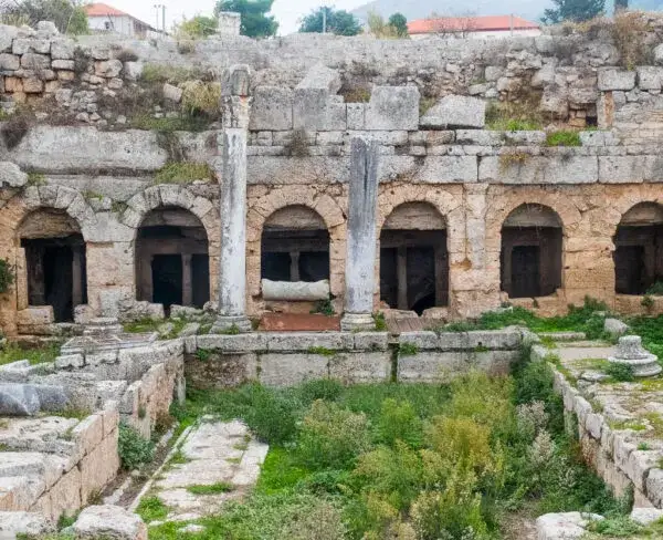 Najlepsze atrakcje w Koryncie, których nie możesz przegapić