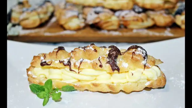 Ile kalorii ma eklerek? Poznaj prawdę i jedz świadomie!