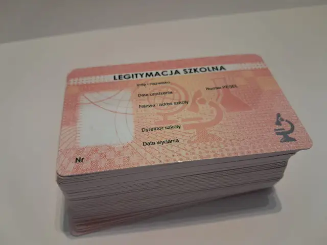 Czy na legitymację szkolną można kupić alkohol? Sprawdź prawdę!