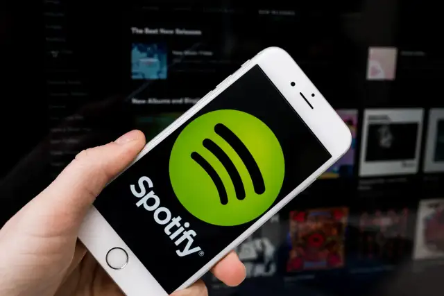 Jak zablokować piosenkę na Spotify i uniknąć niechcianych utworów