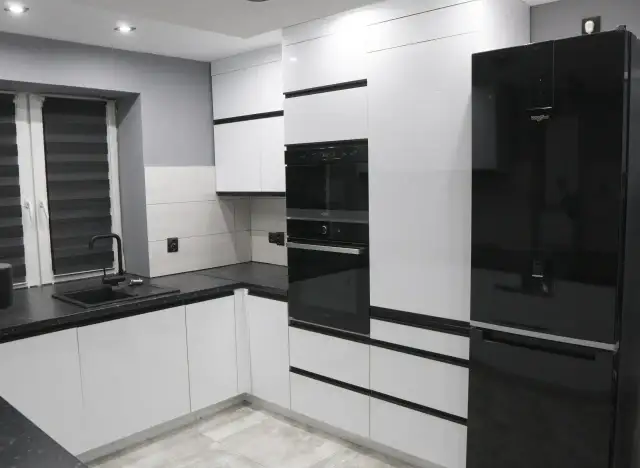 Gdzie kupić fronty kuchenne? Poradnik: od marketu po stolarza.