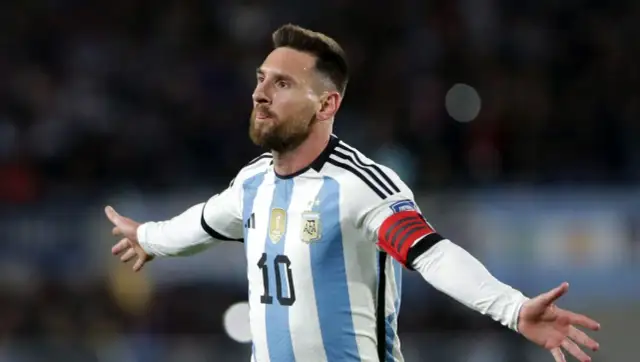 W jakim kraju gra Messi? Odkryj jego obecny zespół i lokalizację