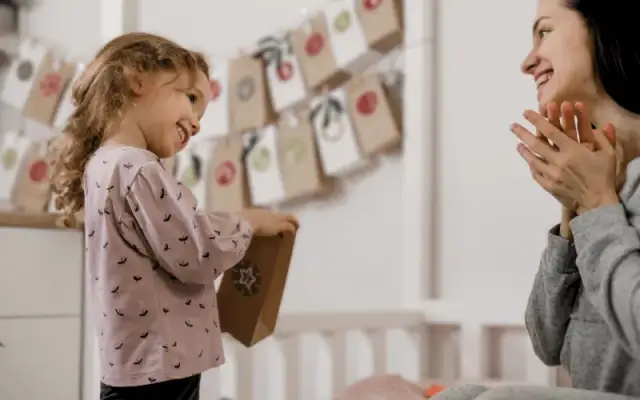 Kiedy posłać dziecko do żłobka? Kluczowe czynniki do rozważenia