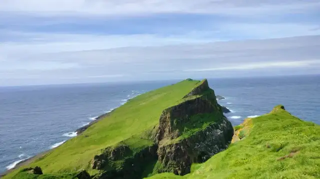 Wyspy Owcze: Czas lotu z Polski (5-10h). Przesiadka w Kopenhadze