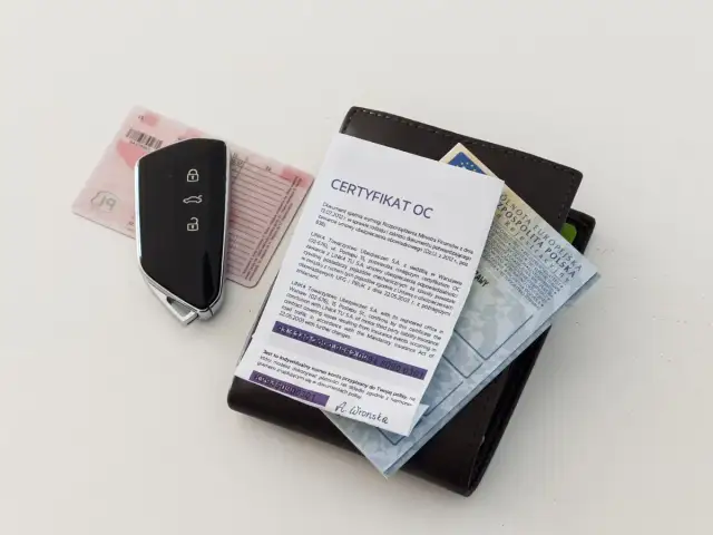 OC spedytora: Ile kosztuje? Jak wybrać mądrze i nie przepłacić?