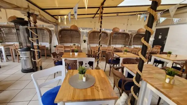 Mielno gdzie zjeść: najlepsze restauracje i kawiarnie na każdą kieszeń