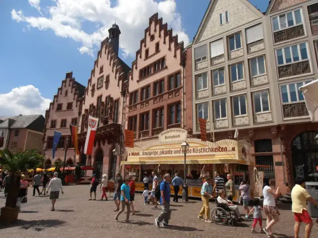 W jakim kraju związkowym leży Frankfurt? Odkryj tajemnice Hesji