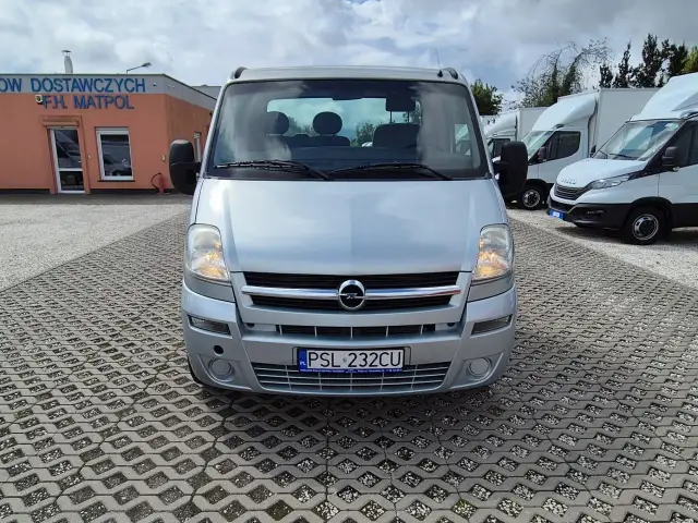 Opinie o Opel Master 2.5 dCi - Komfort i wydajność według użytkowników