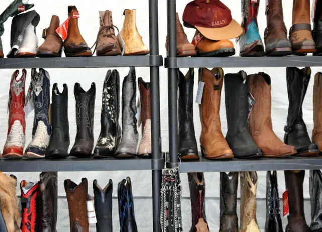 Modne buty na jesień - Które modele naprawdę warto wybrać?