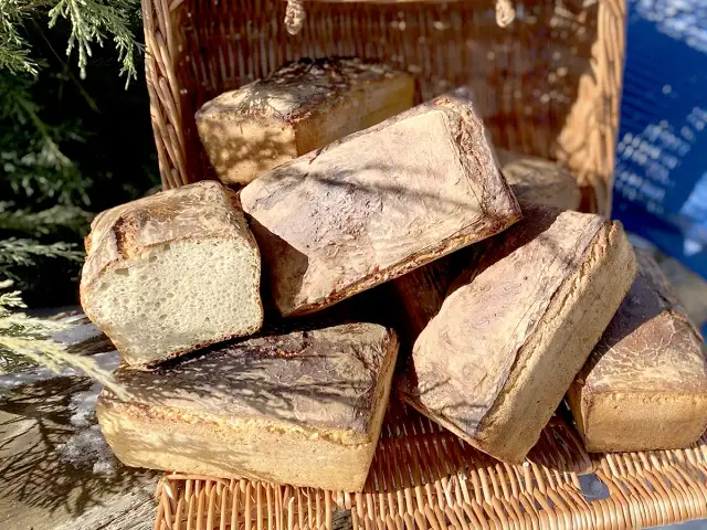 Czy chleb pszenno-żytni jest zdrowy? Odkryj jego ukryte korzyści