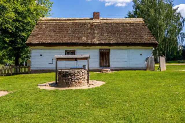 Skansen Kłóbka: fascynujące atrakcje, historia i praktyczne informacje