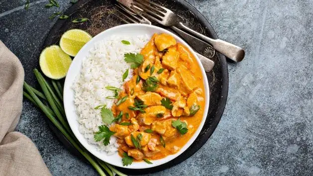 Ryż z kurczakiem dietetyczny? Odkryj sekrety zdrowej wersji!