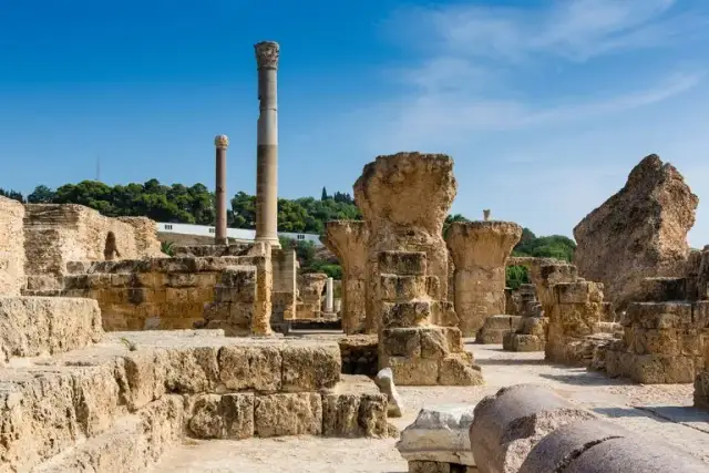 Kartagina gdzie leży - odkryj jej tajemnice i bliskość do Tunisu