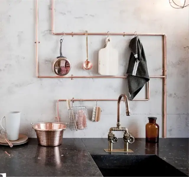 Jak zamaskować rury od centralnego ogrzewania i poprawić wystrój wnętrza