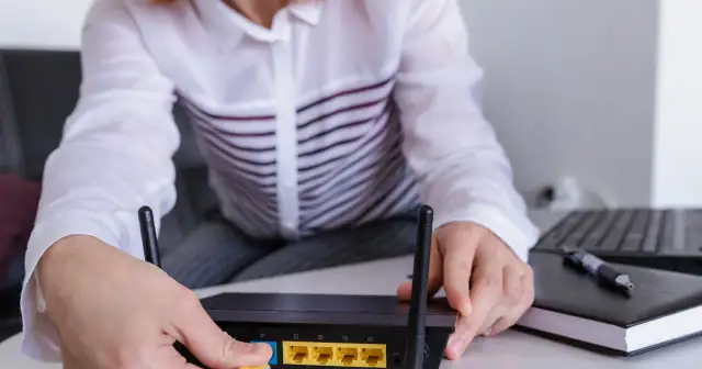 Jak podłączyć internet do komputera - proste kroki i porady