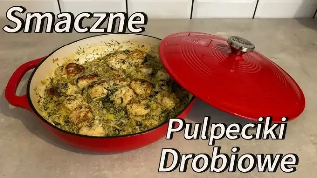 Klopsiki drobiowe w sosie koperkowym – prosty przepis na obiad