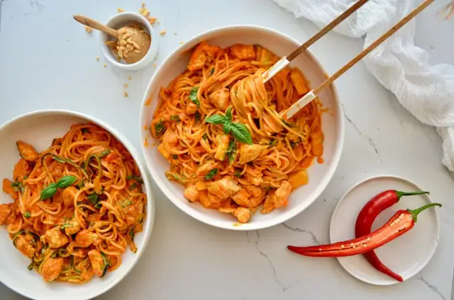 Szybkie Fit Spaghetti: Przepis na Zdrowy i Smaczny Obiad w 20 Minut