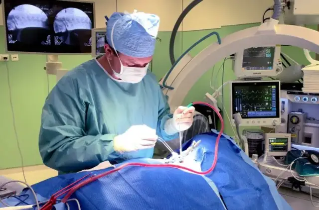 Chirurg: Kto to jest? Kiedy zgłosić się do specjalisty?