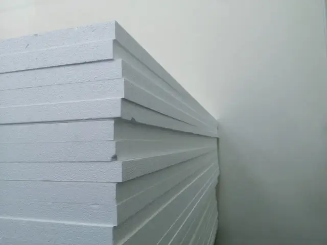 Czy można podgrzewać styropian w mikrofali? Niebezpieczne skutki