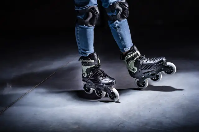 Jakie rolki wybrać dla dorosłych, aby uniknąć błędów przy zakupie?