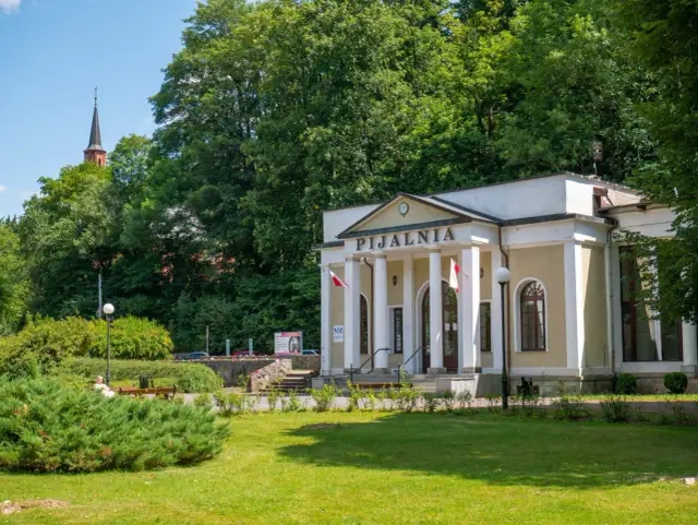 Duszniki-Zdrój: Atrakcje na każdą porę roku. Co robić?