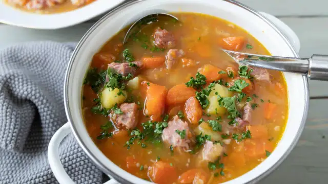 Möhreneintopf: Gewürze & Kräuter für den unwiderstehlichen Geschmack