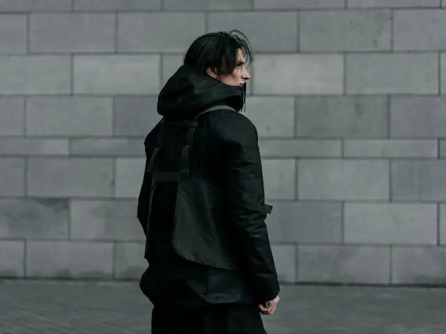 Jaka kurtka do dresów? Stwórz modny look i przełam schematy!