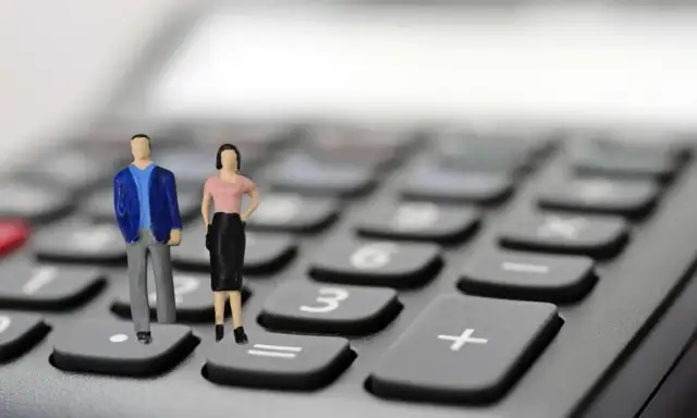 Czy lepiej rozliczać się razem czy osobno? Sprawdź, co się opłaca